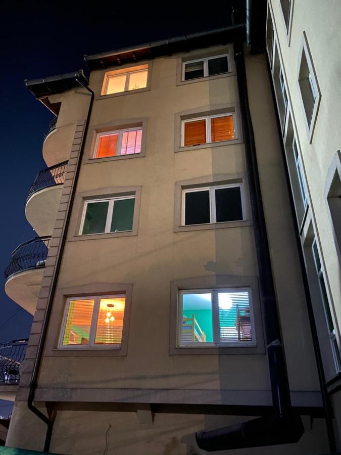 Arberia Hostel Prishtina Pristina Kültér fotó