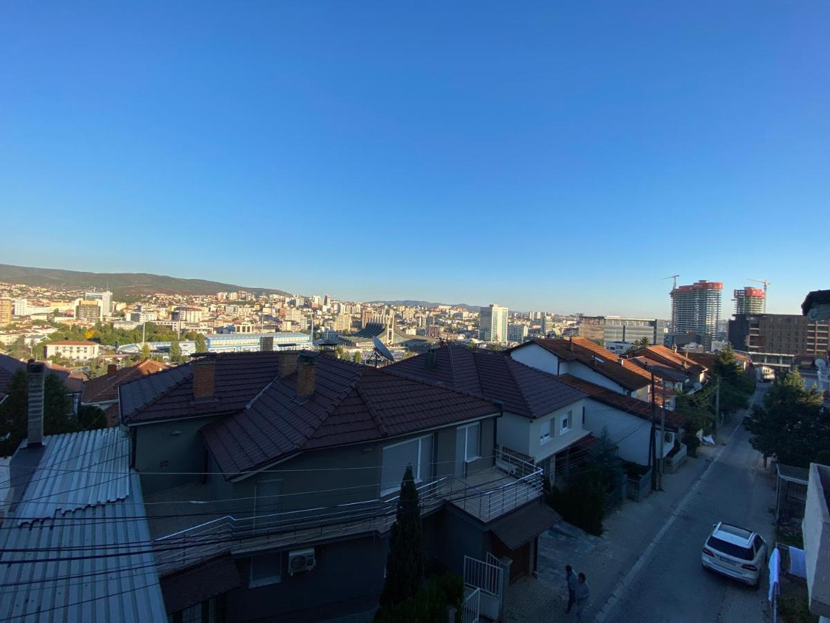 Arberia Hostel Prishtina Pristina Kültér fotó