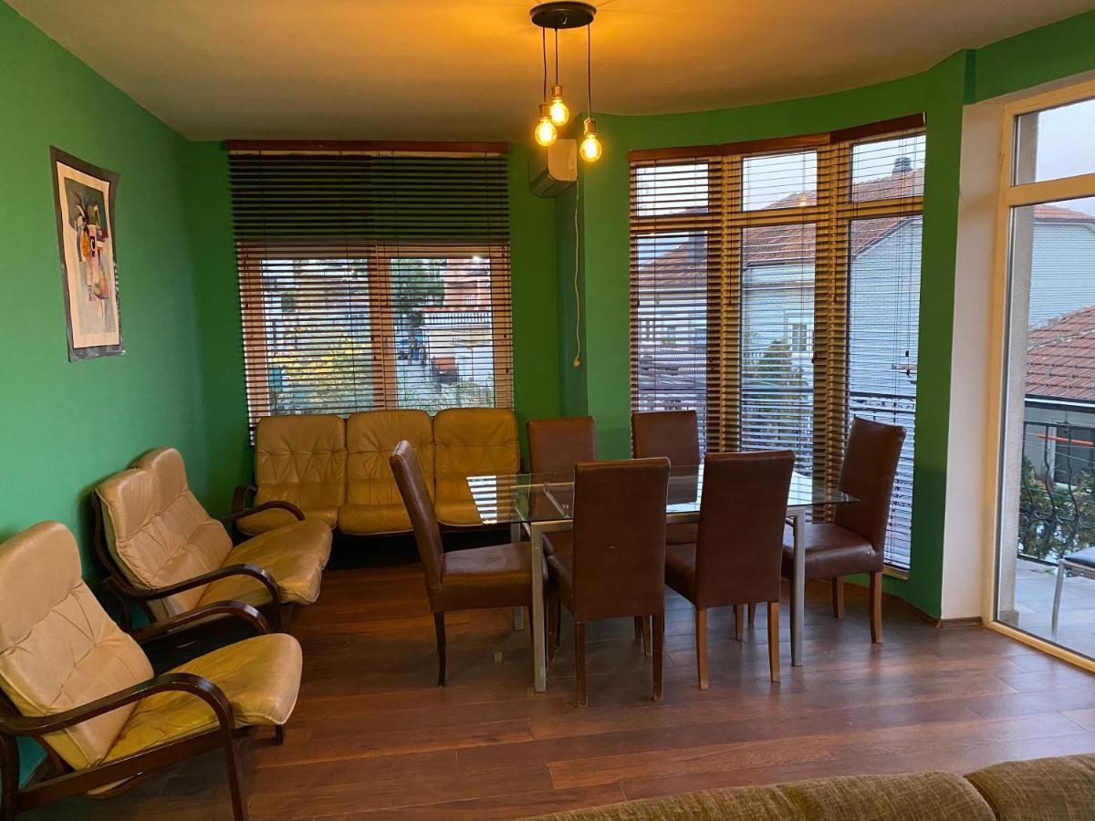 Arberia Hostel Prishtina Pristina Kültér fotó